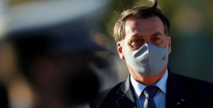 Bolsonaro da positivo a la COVID-19, tras desafiar la pandemia y tratar de minimizar su letalidad