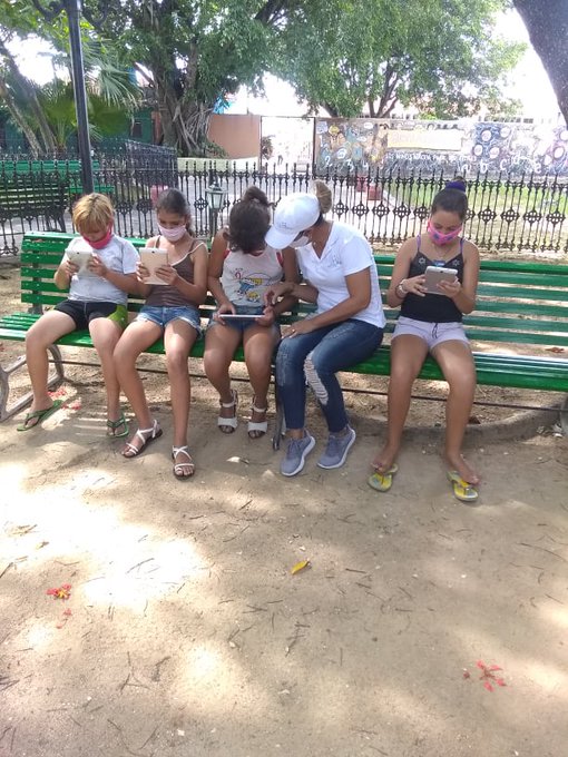 Actividades de Joven Club en el parque infantil de Sancti Spíritus