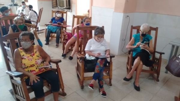Continúan actividades por la Jornada de EcuRed en Joven Club Matanzas