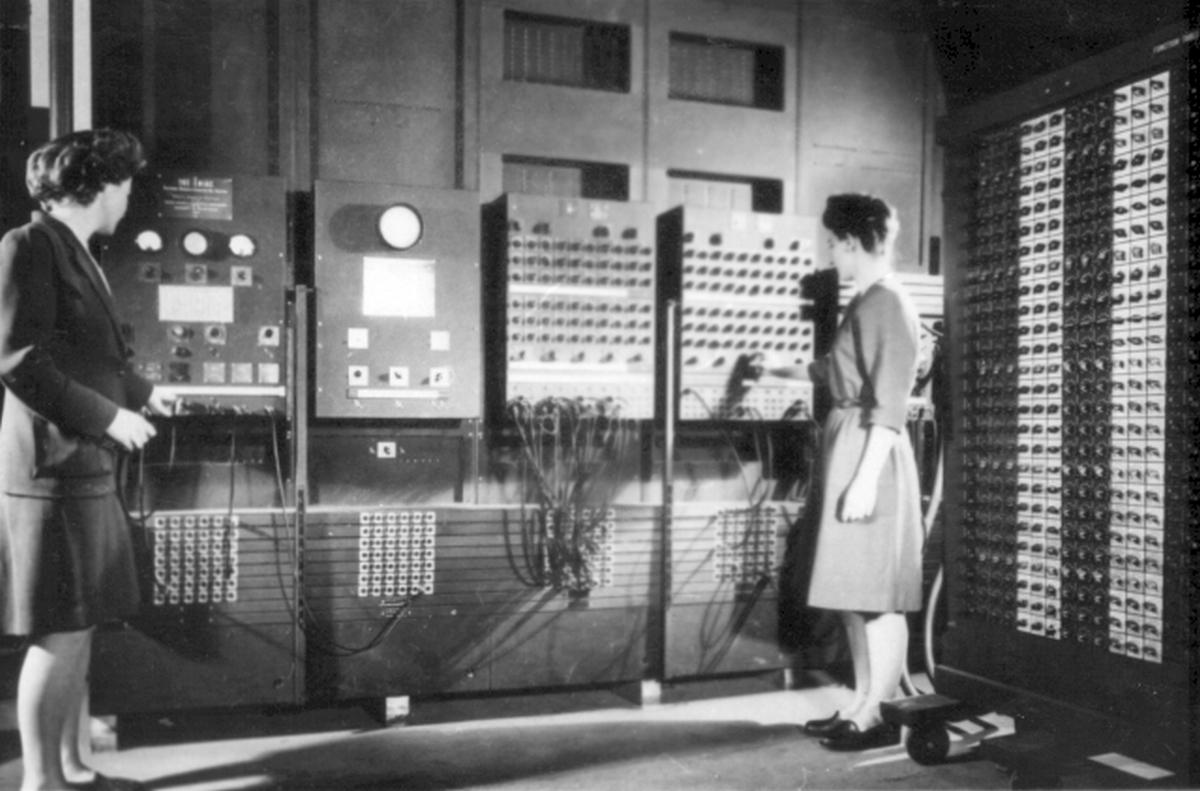 ENIAC, el primer ordenador de propósito general, cumple 75 años: pesaba 27 toneladas y medía 30 metros