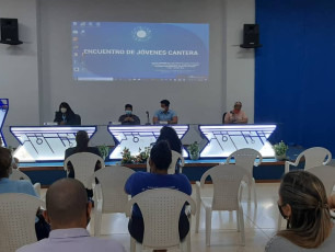 Encuentro con jóvenes canteras