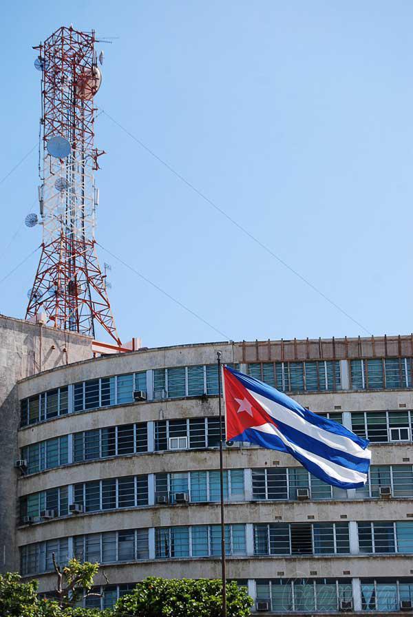 Las garantías y los derechos de los usuarios en la nueva norma jurídica de las telecomunicaciones