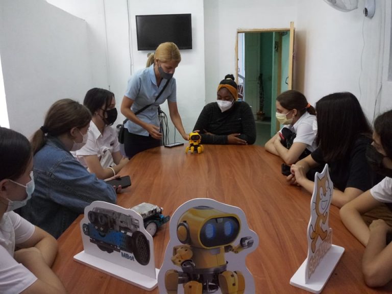 Círculo de interés de Robótica Educativa en el Palacio de Computación de Pinar del Río