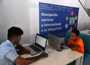 Navegación y correo electrónico nacional